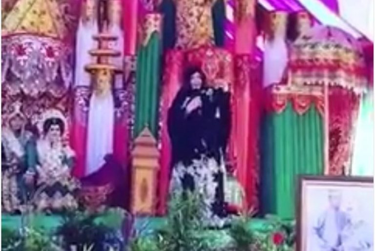 Ceramah di pesta pernikahan tips umroh cepat untuk istri dari ustazah ini viral